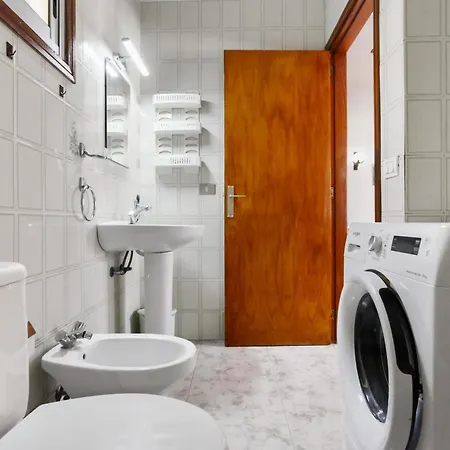 Apartamento Luminoso A 170m Del Mar Con Terraza Y Wifi Rapido - Es-347-16