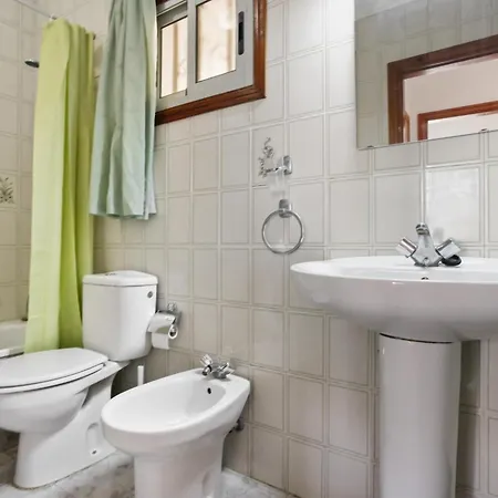 Apartamento Luminoso A 170m Del Mar Con Terraza Y Wifi Rapido - Es-347-16