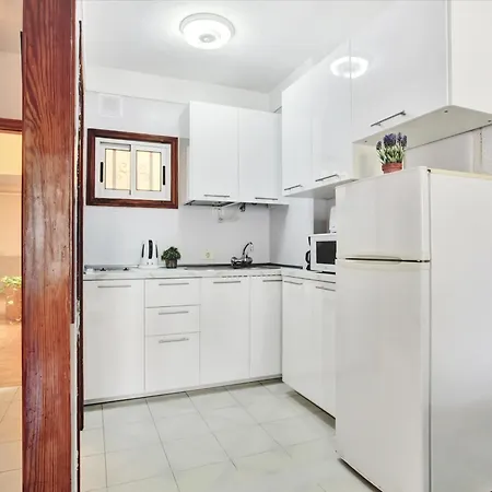 Appartement Apartamento Luminoso A 170m Del Mar Con Terraza Y Wifi Rapido - Es-347-16