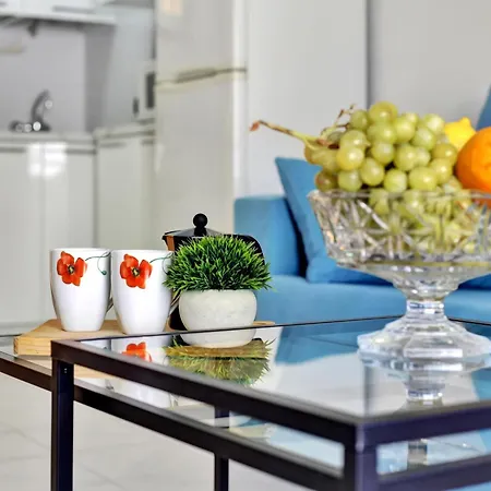 Apartamento Luminoso A 170m Del Mar Con Terraza Y Wifi Rapido - Es-347-16 * Arona (Tenerife)